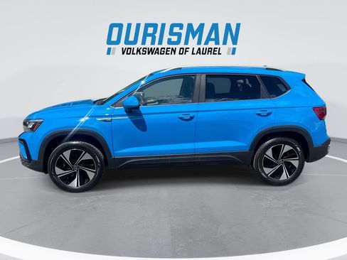 Used 2023 Volkswagen Taos SE AWD/4WD image 5