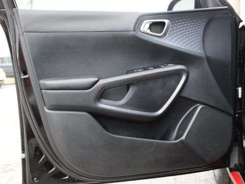 Used 2020 Kia Soul GT-Line image 13