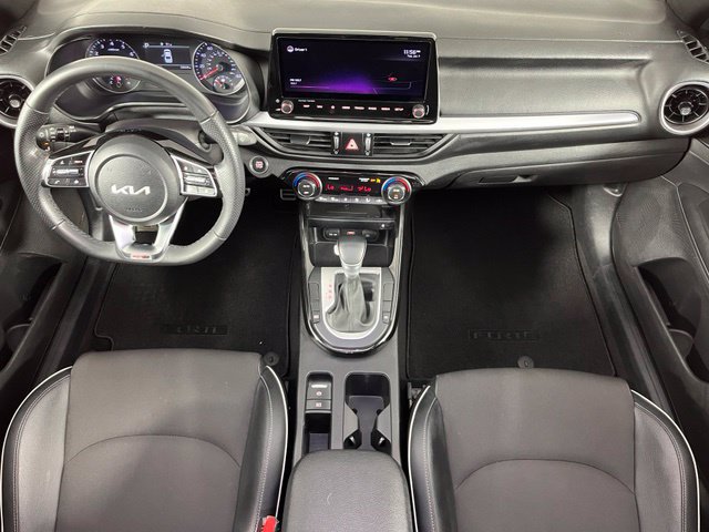 Used 2022 Kia Forte GT-Line w/ GT-Line Premium Package FWD image 9