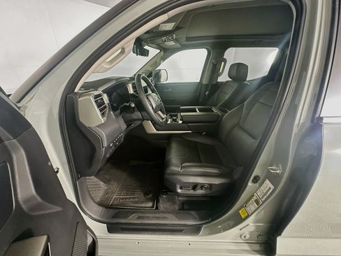 Used 2024 Toyota Tundra Limited AWD/4WD image 13