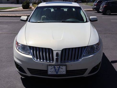Used 2012 Lincoln MKS AWD image 12