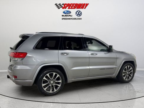 Used 2018 Jeep Grand Cherokee Overland AWD/4WD image 5