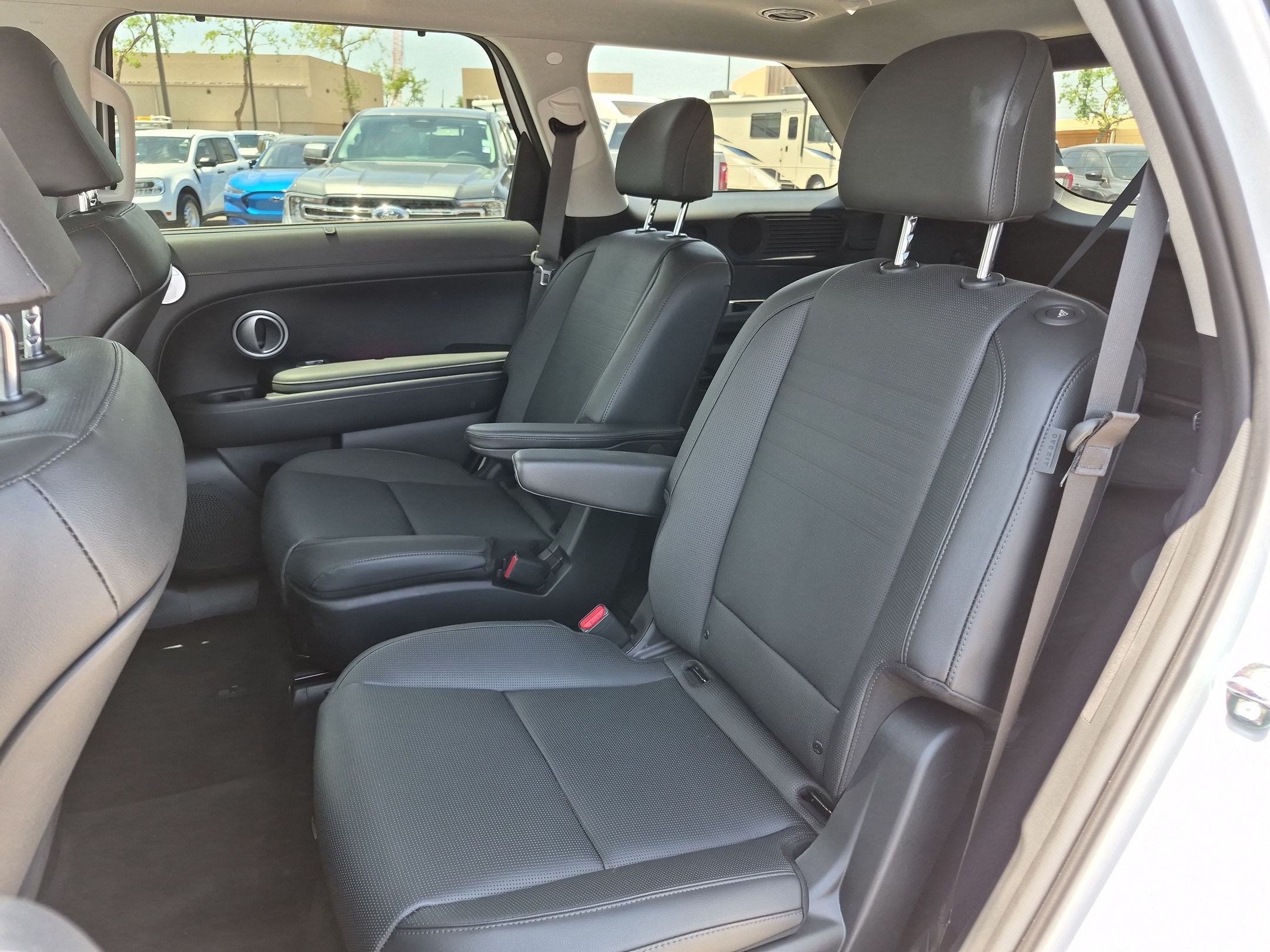 Used 2026 Hyundai Palisade Limited AWD/4WD image 25