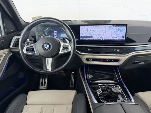 Used 2024 BMW X7 xDrive40i w/ Executive Package AWD/4WD image 30
