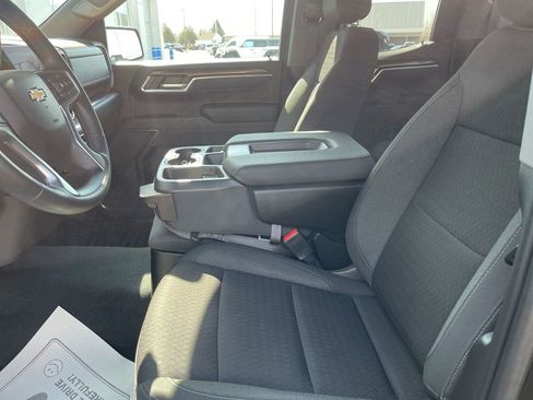 Used 2023 Chevrolet Silverado 1500 LT image 11