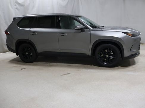 New 2026 Toyota Grand Highlander AWD image 7