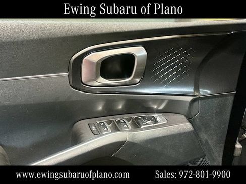 Used 2024 Kia Sorento S AWD/4WD image 18
