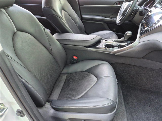 Used 2020 Toyota Camry XSE FWD image 20