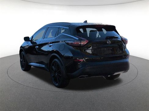Used 2024 Nissan Murano SV w/ SV Midnight Edition Package image 7