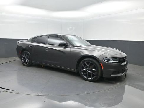 Used 2020 Dodge Charger SXT w/ Blacktop Package RWD image 34