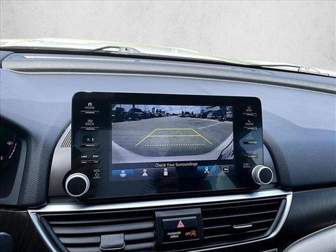 Used 2021 Honda Accord Touring image 21