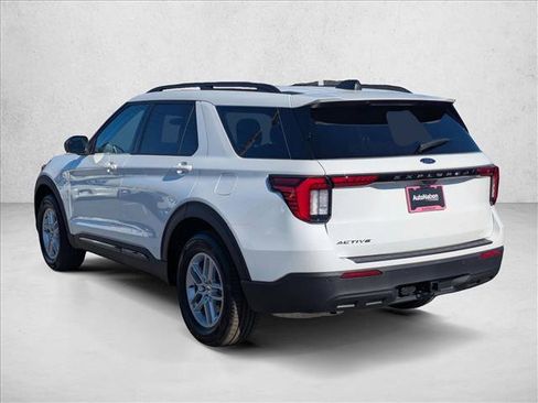 New 2026 Ford Explorer Active image 9
