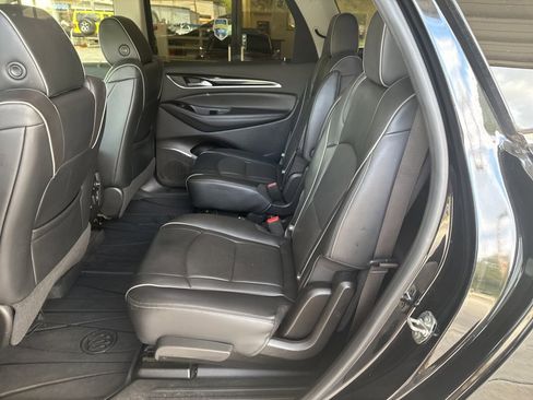 Used 2019 Buick Enclave Avenir w/ Avenir Technology Package image 18