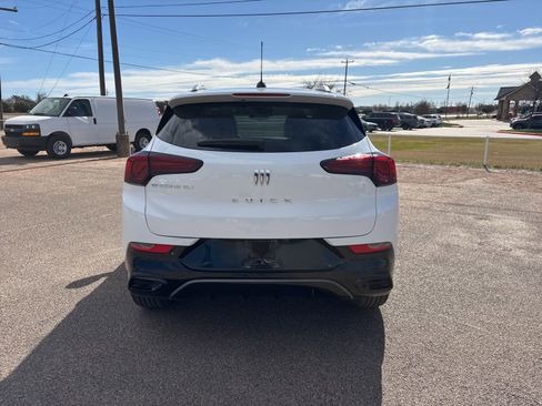 Used 2026 Buick Encore GX Sport Touring w/ Comfort Package image 4