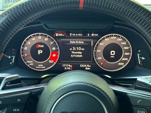 Used 2022 Audi R8 V10 w/ Premium Package RWD image 23