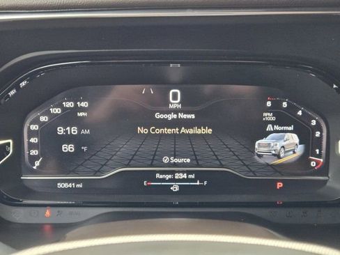 Used 2023 GMC Yukon XL Denali RWD image 15