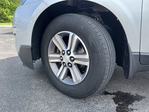 Used 2017 Chevrolet Traverse LT AWD/4WD image 13