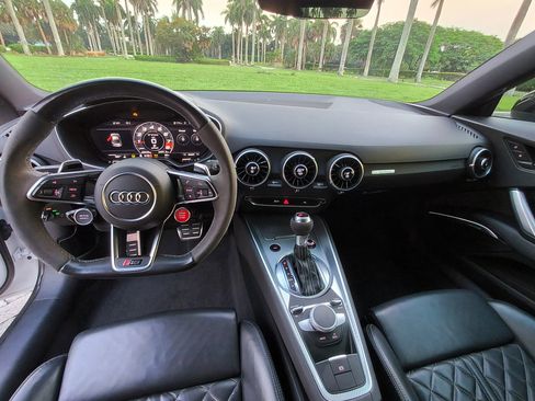 Used 2018 Audi TT RS w/ Dynamic Plus Package image 16