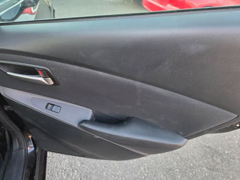 Used 2020 Toyota Yaris LE FWD image 13