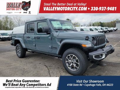 New 2025 Jeep Gladiator Sport
