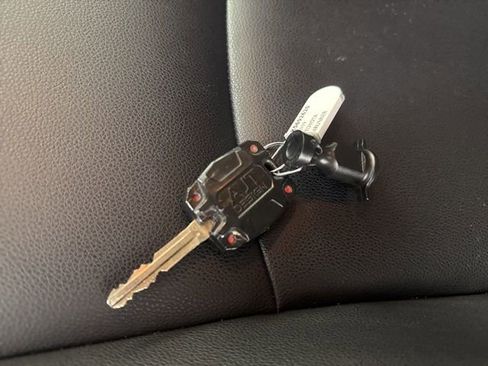 Used 2019 Toyota 4Runner TRD Off-Road Premium AWD/4WD image 27