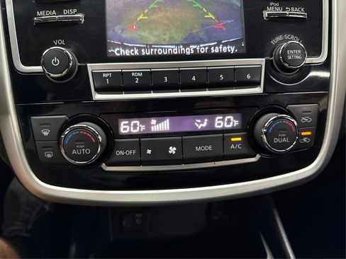 Used 2018 Nissan Altima 2.5 SL FWD image 18