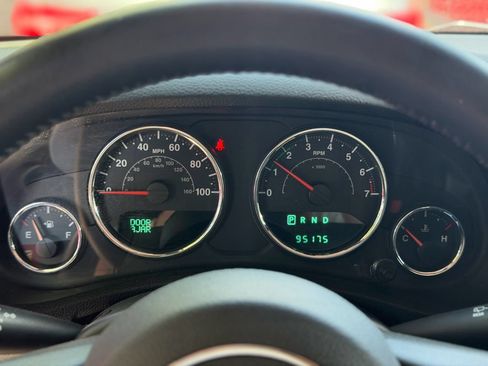 Used 2012 Jeep Wrangler Unlimited Sport AWD/4WD image 24