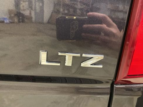 Used 2023 Chevrolet Silverado 1500 LTZ image 28