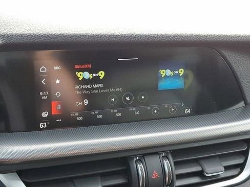 Used 2022 Alfa Romeo Stelvio Veloce image 22