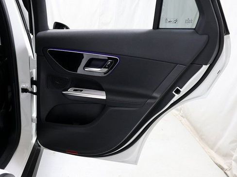 Certified 2026 Mercedes-Benz GLC 300 4MATIC image 29