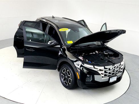 Used 2022 Hyundai Santa Cruz SEL Premium image 21