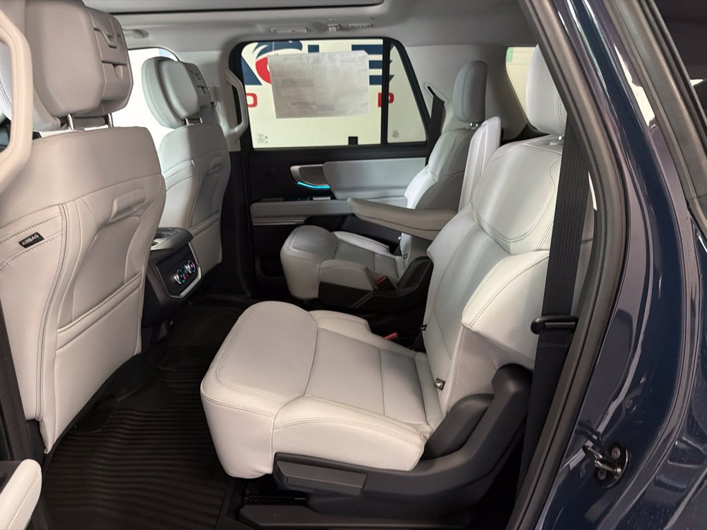 New 2027 Ford Expedition Max Platinum AWD/4WD image 12