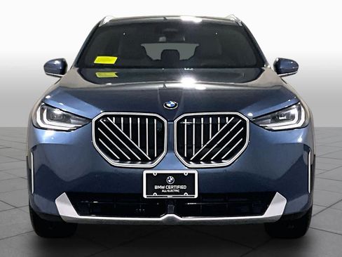 Used 2025 BMW X3 xDrive30i w/ Premium Package AWD/4WD image 3