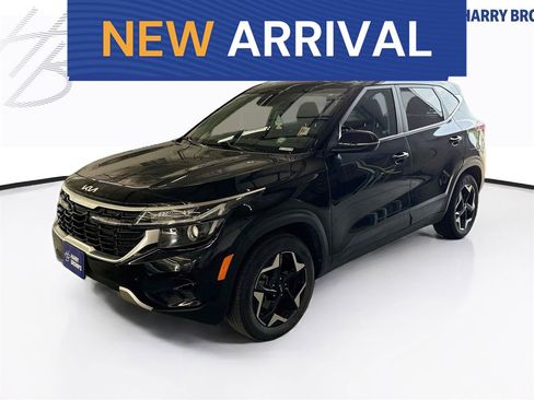 Used 2024 Kia Seltos EX AWD/4WD image 1