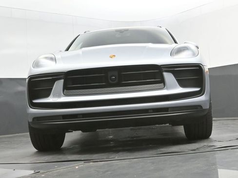 New 2026 Porsche Macan AWD/4WD image 43