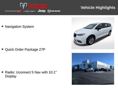 Used 2026 Chrysler Pacifica Limited