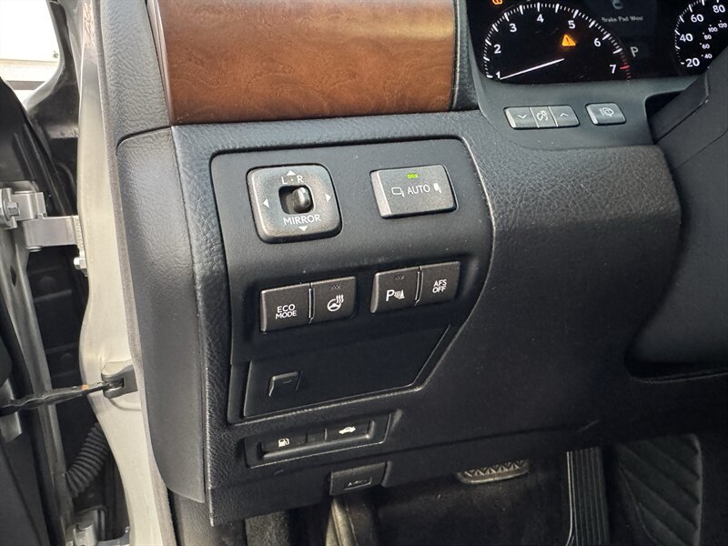 Used 2012 Lexus LS 460 w/ Sport Pkg RWD image 26