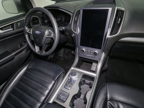 Used 2022 Ford Edge SEL w/ Convenience Package image 19