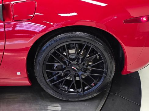 Used 2006 Chevrolet Corvette Convertible RWD image 33