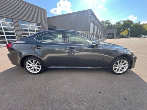 Used 2011 Lexus IS 250 AWD image 4