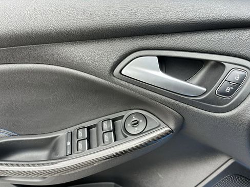 Used 2018 Ford Focus RS image 13