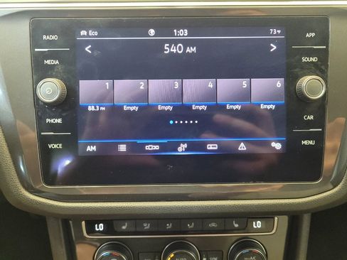Used 2021 Volkswagen Tiguan SEL AWD/4WD image 25
