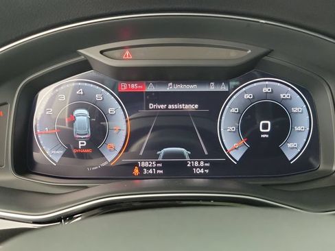 Used 2019 Audi Q8 Premium w/ Convenience Package AWD/4WD image 24