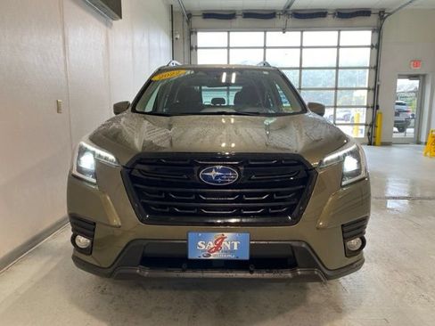Used 2022 Subaru Forester Premium AWD/4WD image 4