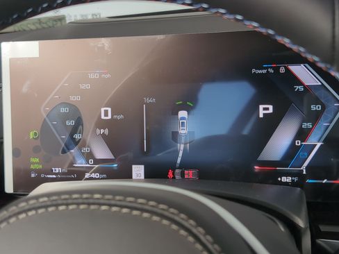 New 2026 BMW X7 M60i image 17