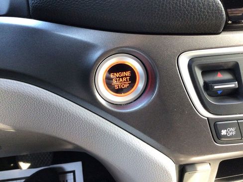 Used 2017 Honda Pilot EX-L image 17