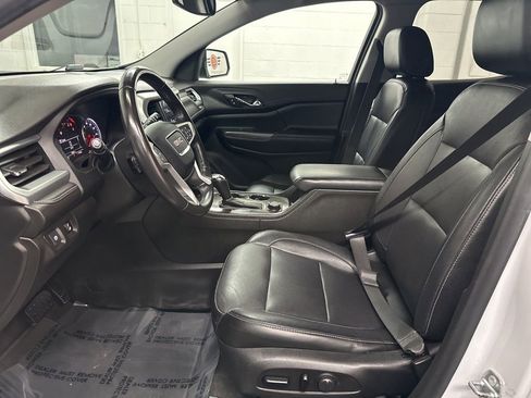 Used 2019 GMC Acadia SLT w/ Black Edition image 19