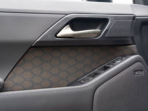 New 2026 Lexus GX 550 image 38