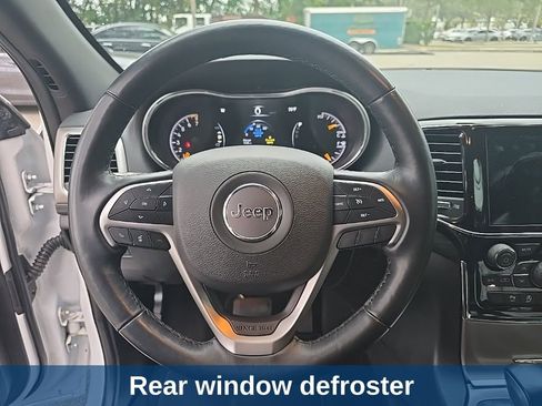 Used 2021 Jeep Grand Cherokee Laredo X image 17