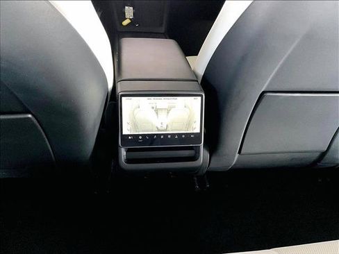 Used 2025 Tesla Model 3 Long Range RWD image 24